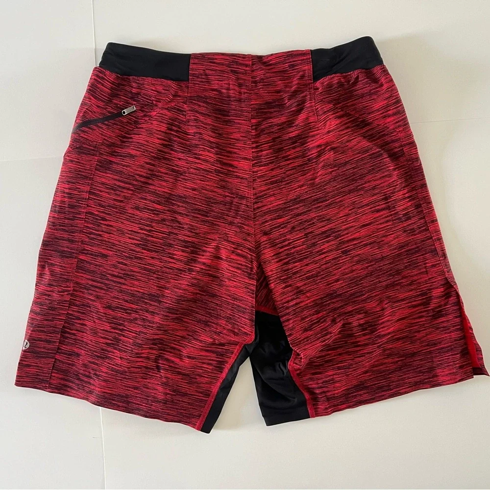 Lululemon Assert Short 9” Tactic Static Lulu Red Black Cherry Black Men's Shorts